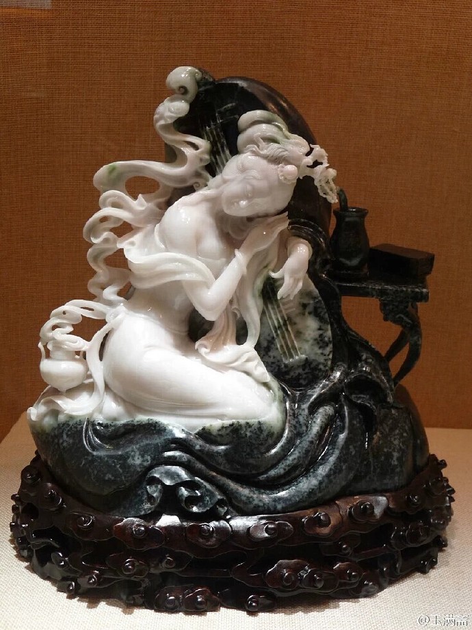 這樣的玉石美女，你能經(jīng)得起誘惑嗎？