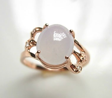 冰種翡翠戒指的佩戴