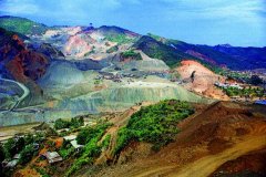 緬甸帕敢玉石礦區(qū)坍