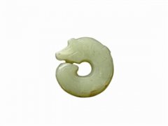 古樸靈動的商周龍配