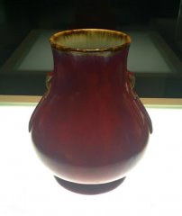 有玉則剛：玉與瓷雖