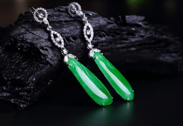 翡翠中的極品：帝王綠翡翠欣賞